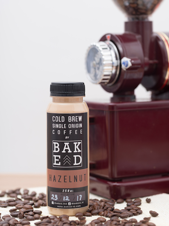HAZELNUT LATTE COLD BREW COFFEE (ISI 4 BOTOL)