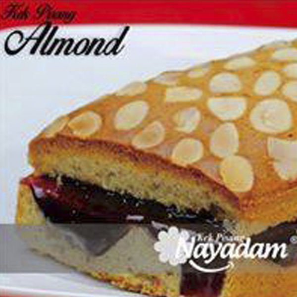 Kek Pisang Almond Nayadam